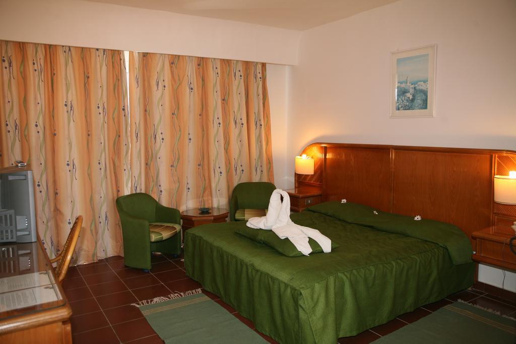 Hammamet Regency Hotel Room photo
